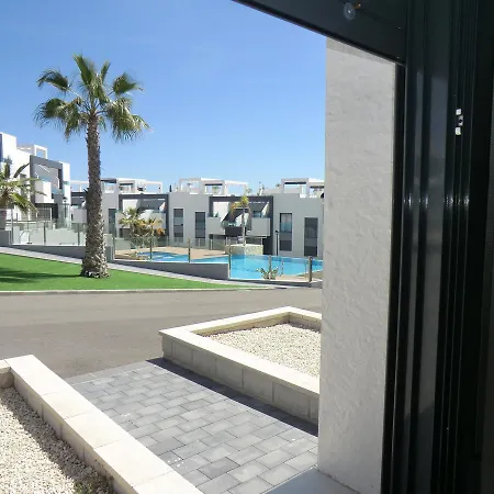 Casas - Altos تورّيفيِخا